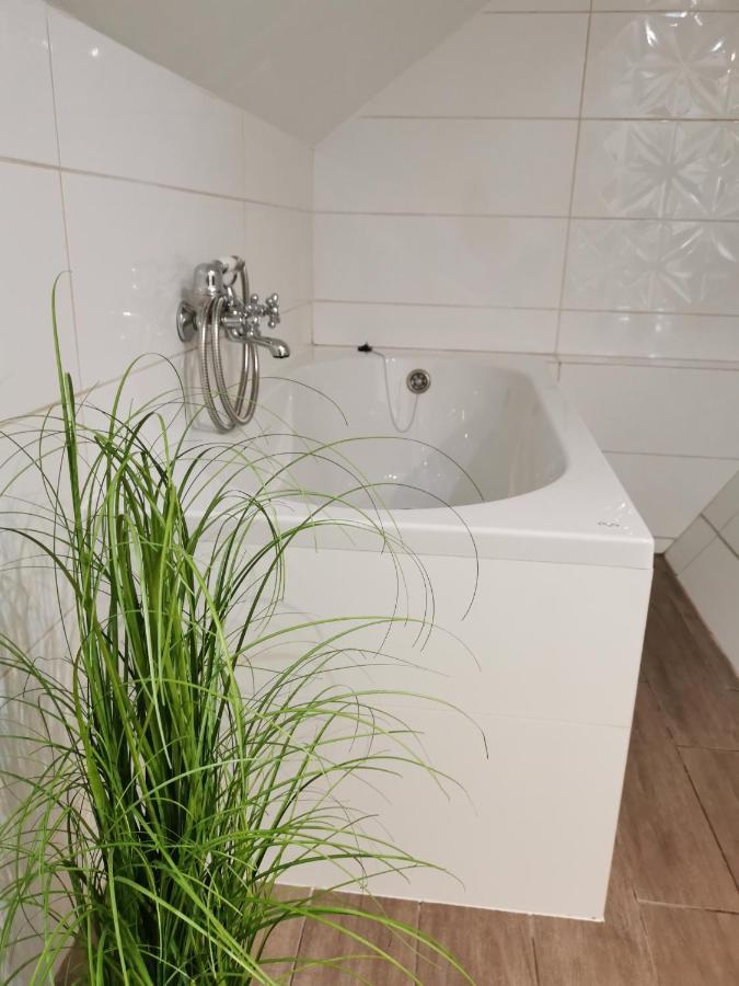 Apartamenty Jeziorna 8 Z Widokiem Na Czos Mragowo Exterior photo